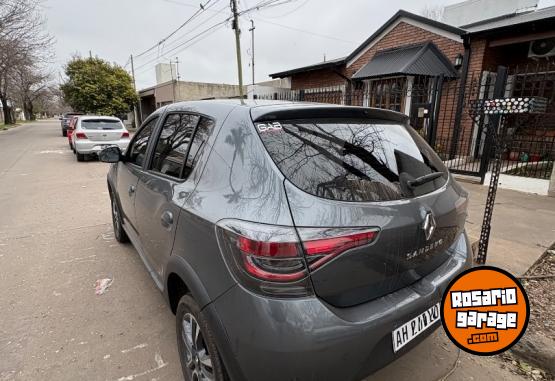 Autos - Renault Sandero 2025 Nafta 14500Km - En Venta