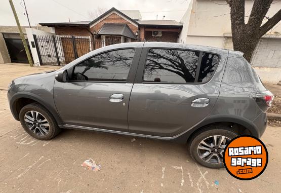Autos - Renault Sandero 2025 Nafta 14500Km - En Venta