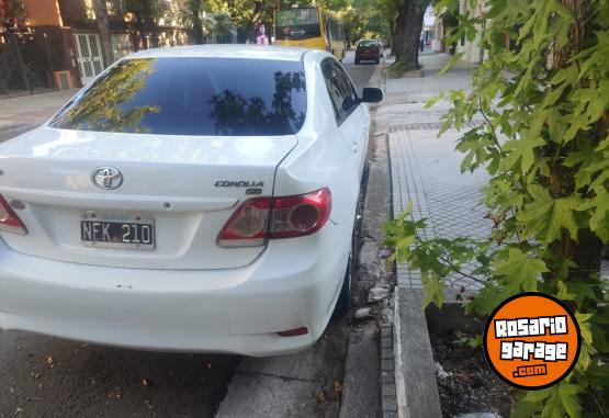 Autos - Toyota Corolla 2013 Nafta 180000Km - En Venta