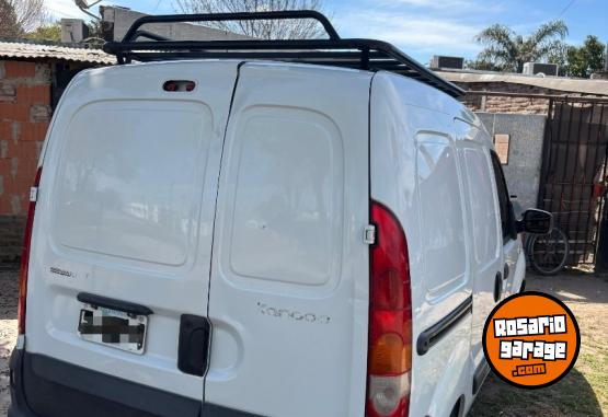 Utilitarios - Renault Kangoo 1.6 2016 GNC 220000Km - En Venta