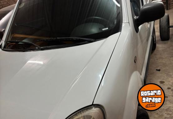 Utilitarios - Renault Kangoo 1.6 2016 GNC 220000Km - En Venta