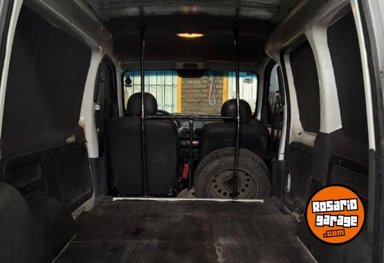 Utilitarios - Renault Kangoo 1.6 2016 GNC 220000Km - En Venta