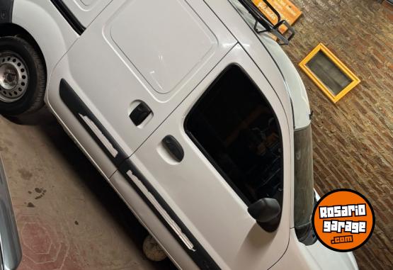 Utilitarios - Renault Kangoo 1.6 2016 GNC 220000Km - En Venta