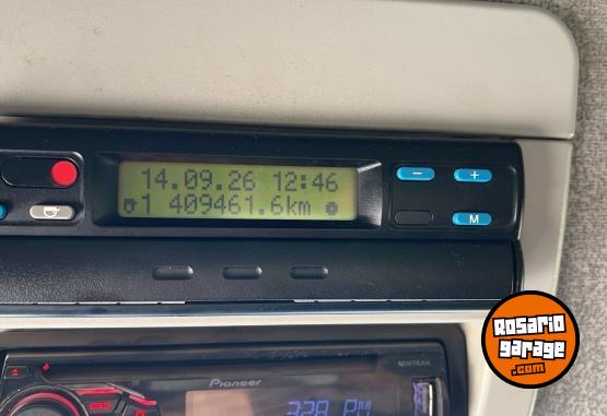 Camiones y Grúas - Iveco Stralis 410 con mecánica nueva - En Venta