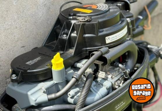Otros (Náutica) - Motor fuera de borda Suzuki 15 hp 4 T pata larga con cargador de bateria - En Venta