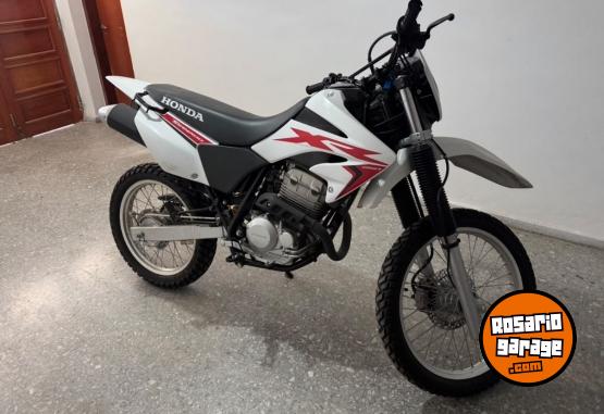 Motos - Honda XR 250 TORNADO 2022 Nafta 5800Km - En Venta
