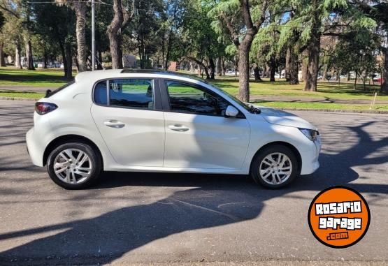 Autos - Peugeot 208 2021 Nafta 21000Km - En Venta