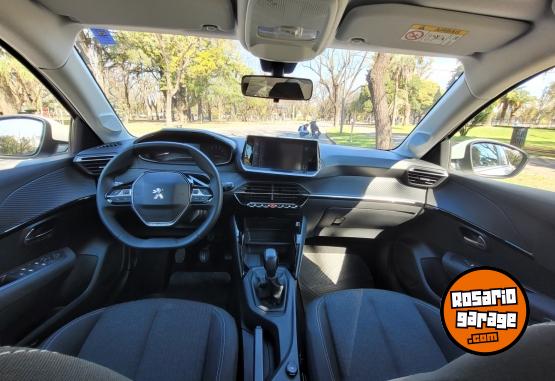 Autos - Peugeot 208 2021 Nafta 21000Km - En Venta