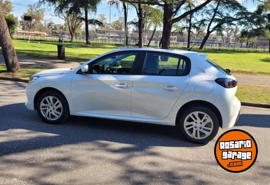 Autos - Peugeot 208 2021 Nafta 21000Km - En Venta