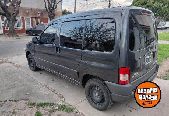 Utilitarios - Peugeot Parnert patagonica 2015 GNC 190000Km - En Venta