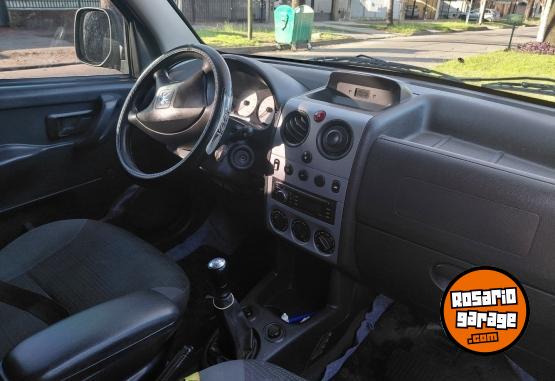 Utilitarios - Peugeot Parnert patagonica 2015 GNC 190000Km - En Venta
