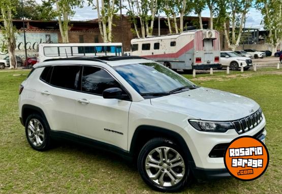 Camionetas - Jeep Longitude 2022 Nafta 102000Km - En Venta