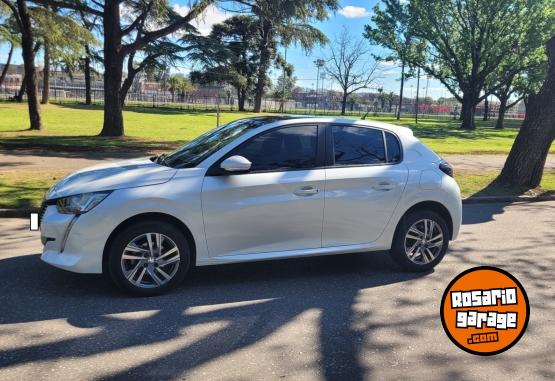 Autos - Peugeot 208 ALLURE 2022 Nafta 64000Km - En Venta