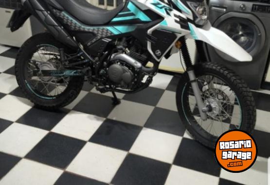 Motos - Zanella ZR 125 2026 Nafta 850Km - En Venta