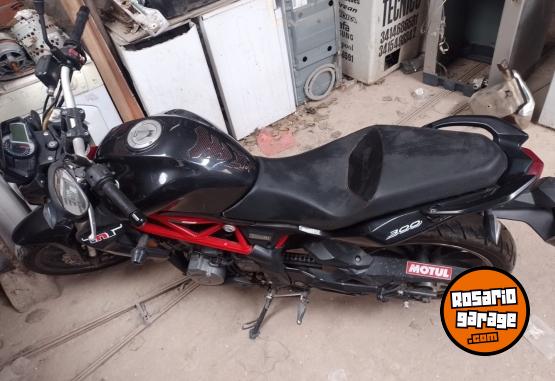 Motos - Benelli 300 tnt 2017 Nafta 23000Km - En Venta