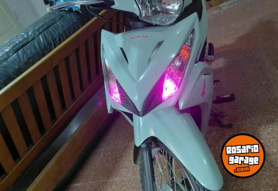 Motos - Honda Wave 2024 Nafta 8900Km - En Venta