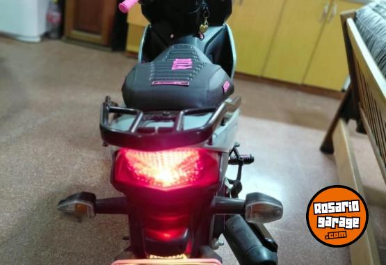 Motos - Honda Wave 2024 Nafta 8900Km - En Venta