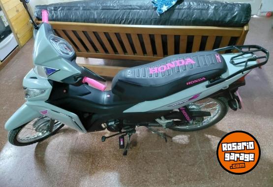 Motos - Honda Wave 2024 Nafta 8900Km - En Venta