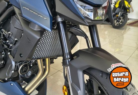 Motos - Honda CB750 HORNET 2026 Nafta 0Km - En Venta