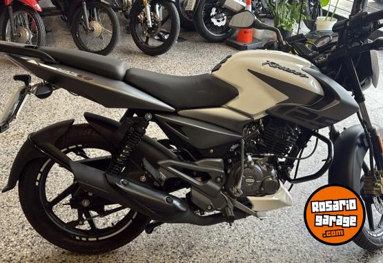 Motos - Bajaj Rowser 125 2026 Nafta 2300Km - En Venta