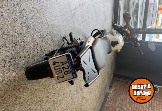 Motos - Bajaj Rowser 125 2026 Nafta 2300Km - En Venta