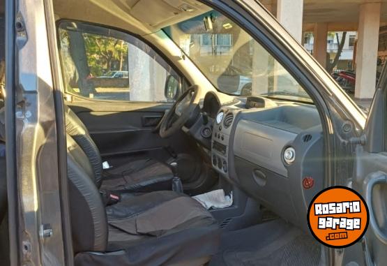 Utilitarios - Citroen Berlingo 2013 Diesel 200000Km - En Venta