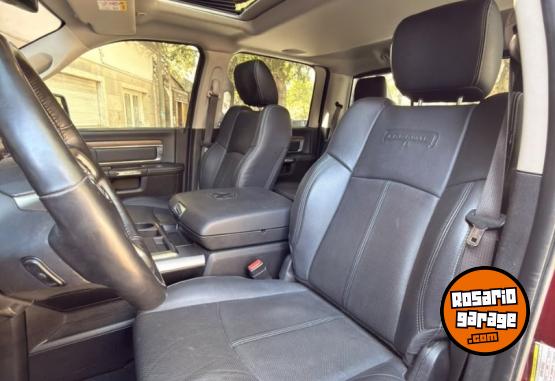 Camionetas - Chrysler RAM 1500 LARAMIE 4X4 2020 Nafta 68000Km - En Venta