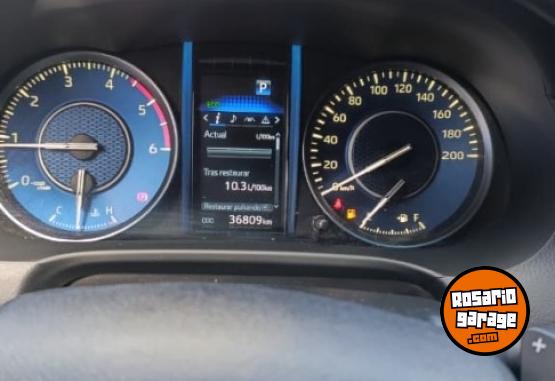 Camionetas - Toyota SW4 Hilux 2023 Diesel 39000Km - En Venta