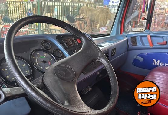 Camiones y Gr�as - Mercedes 1620L 1999 - En Venta