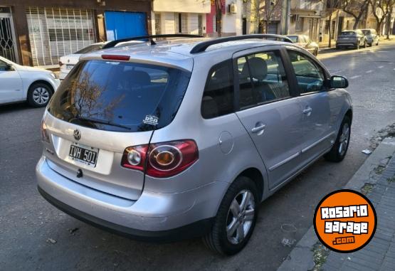 Autos - Volkswagen Suran 2010 Nafta 180000Km - En Venta
