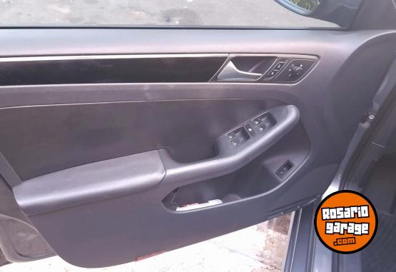 Autos - Volkswagen Vento 2012 Diesel 228000Km - En Venta