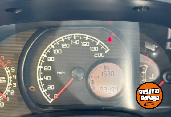 Autos - Fiat SIENA el 1,4 2016 GNC 93000Km - En Venta