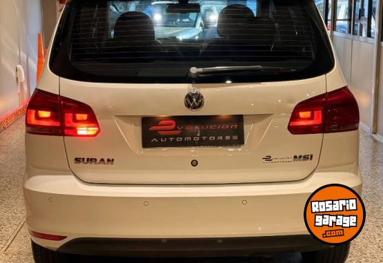 Autos - Volkswagen SURAN HIGHLINE 2016 Nafta 100000Km - En Venta