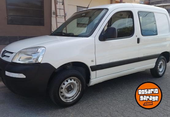 Utilitarios - Peugeot PEUGEOT PARNERT 2012 GNC 220320Km - En Venta