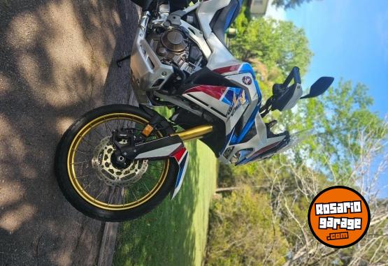 Motos - Honda Africa Twin 1100 2022 Nafta 2600Km - En Venta