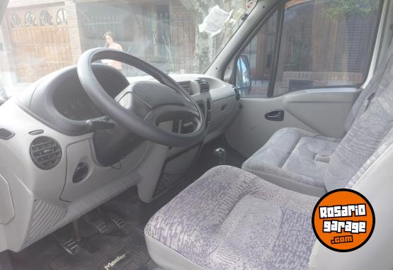 Utilitarios - Renault Master 2009 Diesel 231000Km - En Venta