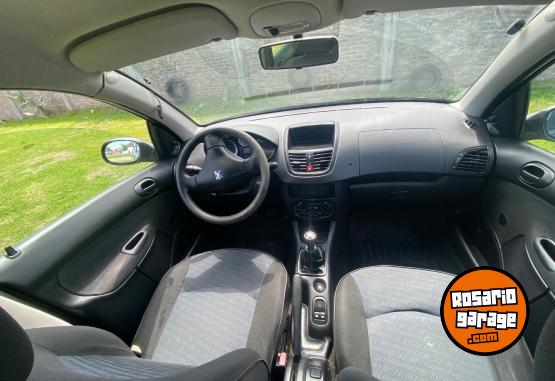 Autos - Peugeot 207 2010 Nafta 2Km - En Venta