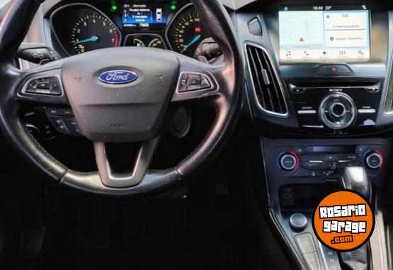 Autos - Ford FOCUS TITANIUM 2.0 2018 Nafta 243000Km - En Venta