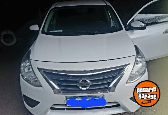 Autos - Nissan Versa 2020 Nafta 100000Km - En Venta