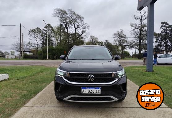 Autos - Volkswagen Taos Comfortline 1.4 TSI 2021 Nafta 129100Km - En Venta