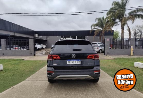 Autos - Volkswagen Taos Comfortline 1.4 TSI 2021 Nafta 129100Km - En Venta