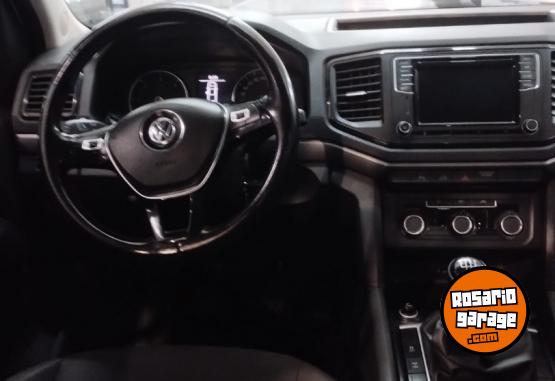 Camionetas - Volkswagen AMAROK COMFORTLINE 4X2 MT 2022 Diesel 105000Km - En Venta