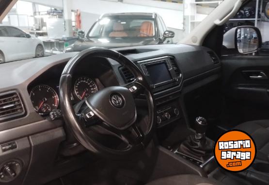 Camionetas - Volkswagen AMAROK COMFORTLINE 4X2 MT 2022 Diesel 105000Km - En Venta
