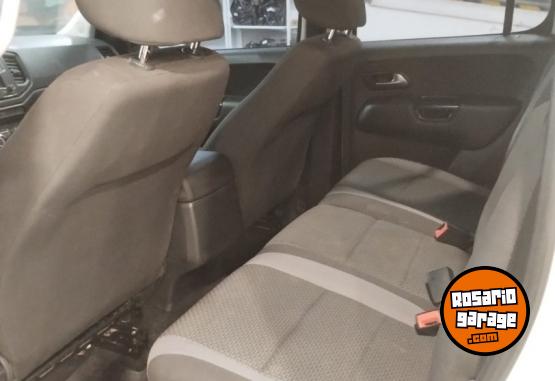 Camionetas - Volkswagen AMAROK COMFORTLINE 4X2 MT 2022 Diesel 105000Km - En Venta