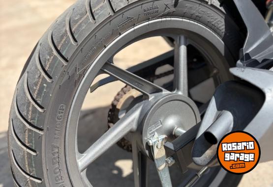 Motos - Benelli TNT 15 2022 Nafta 5900Km - En Venta