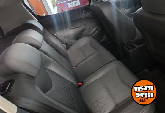 Autos - Peugeot 308 2017 Nafta 141000Km - En Venta