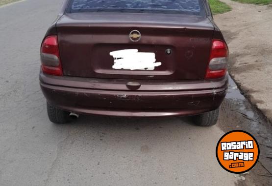Autos - Chevrolet Corsa 1.6 2006 GNC 335000Km - En Venta
