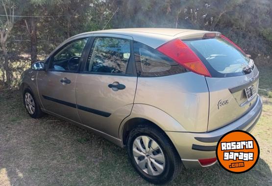 Autos - Ford Focus 2006 Nafta 198000Km - En Venta