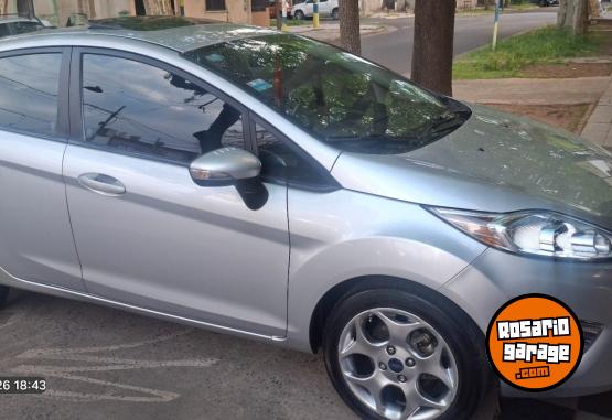 Autos - Ford Kinety titanium mexicano 2013 Nafta 146000Km - En Venta