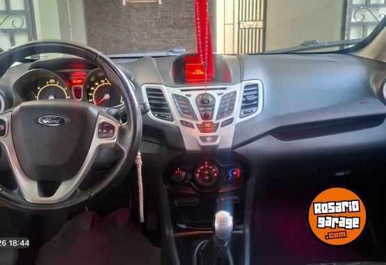 Autos - Ford Kinety titanium mexicano 2013 Nafta 146000Km - En Venta